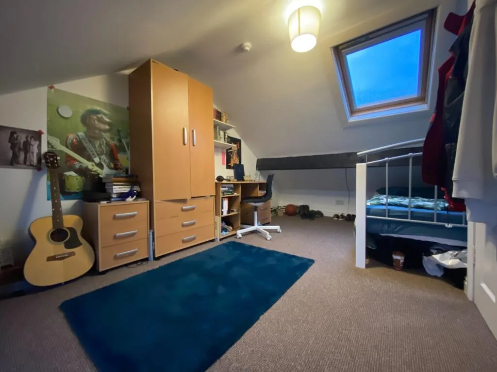 6 bedroom terraced house for rent
