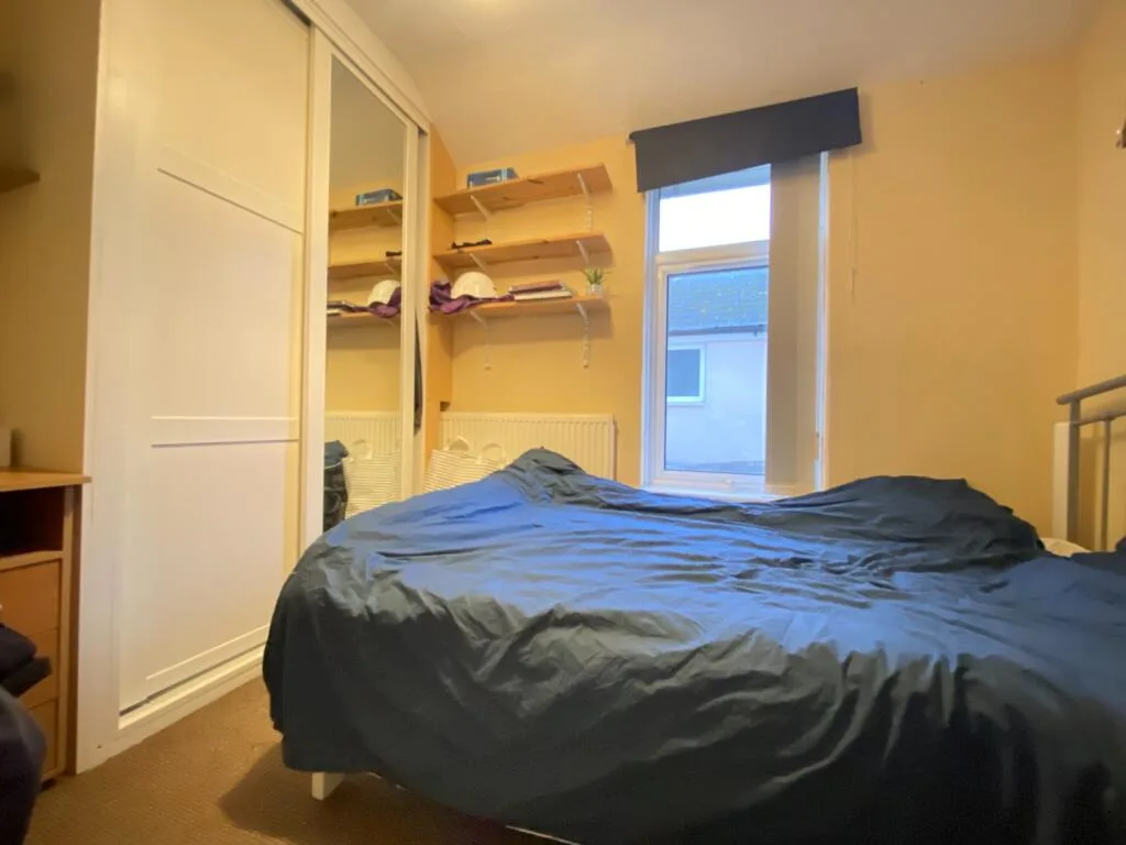 6 bedroom terraced house for rent