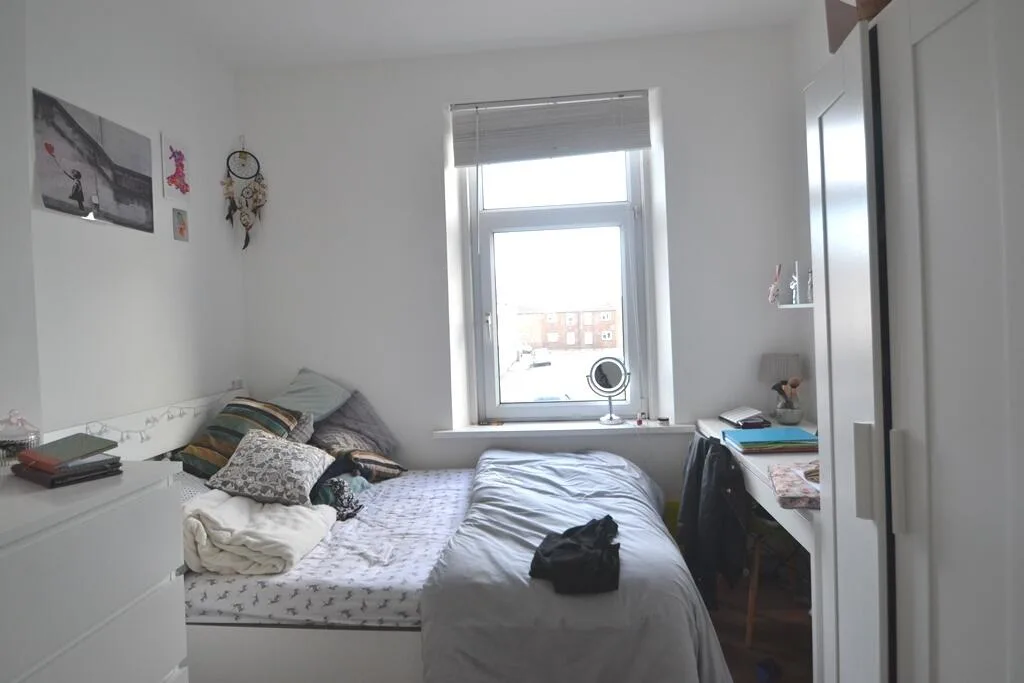 6 bedroom terraced house for rent