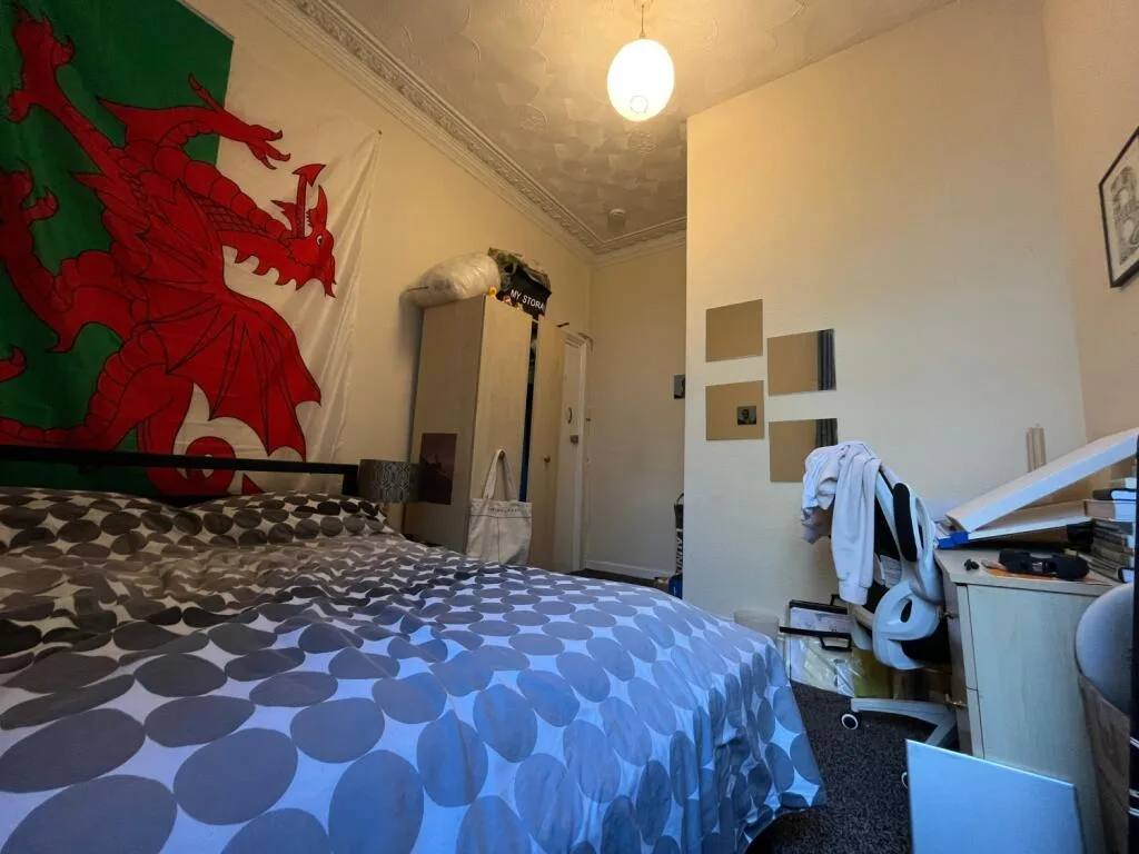 6 bedroom terraced house for rent