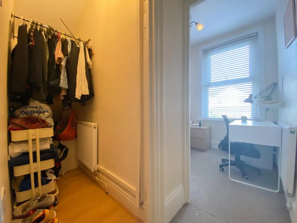 5 bedroom terraced house for rent