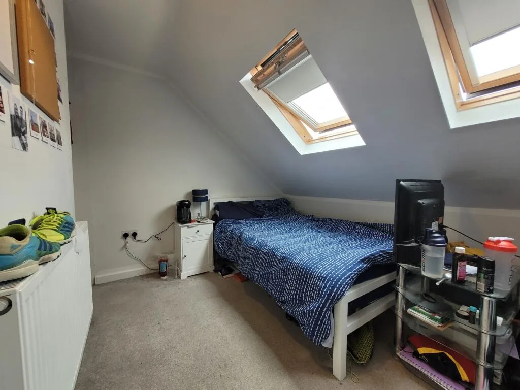 6 bedroom house for rent