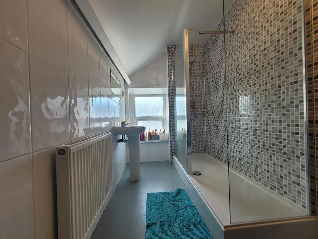 6 bedroom terraced house for rent