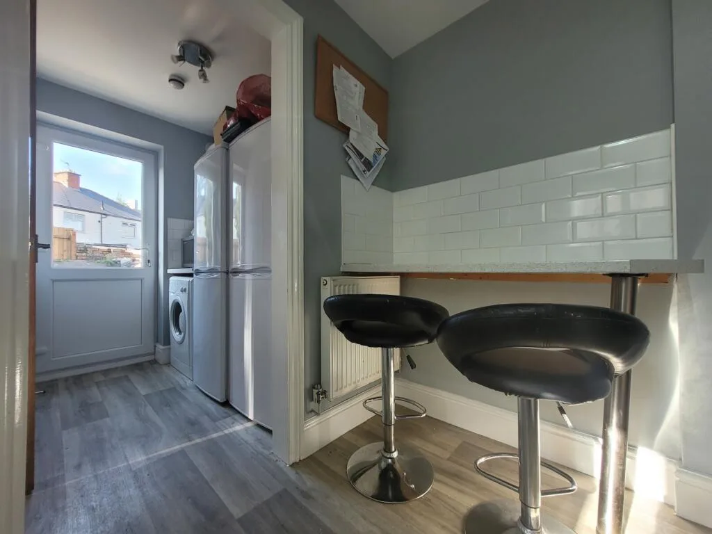 6 bedroom terraced house for rent