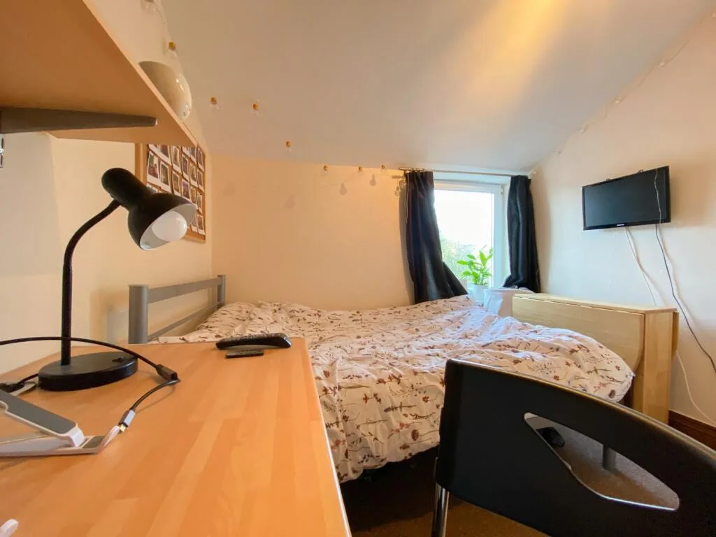 6 bedroom terraced house for rent