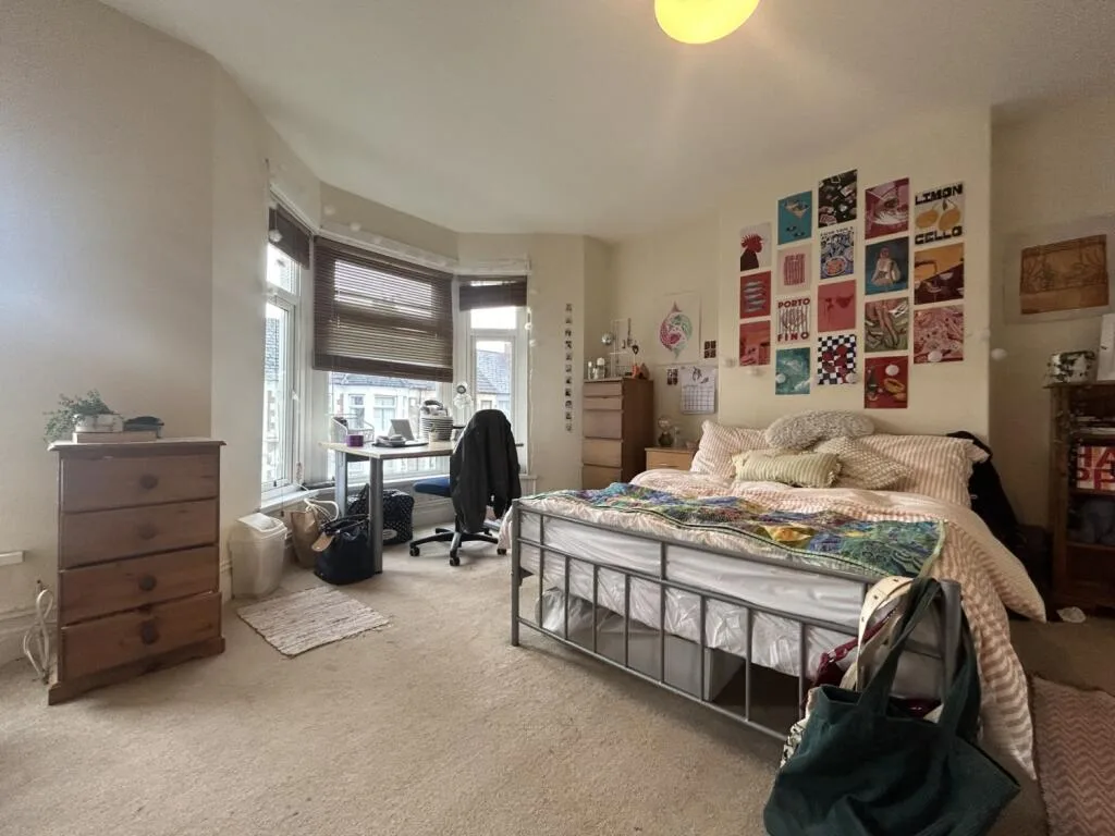 5 bedroom terraced house for rent