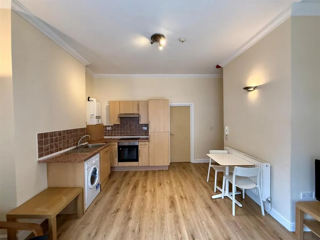 1 bedroom flat for rent