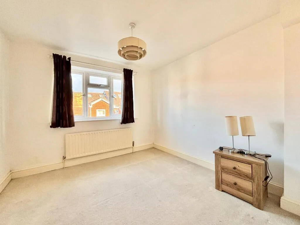 2 bedroom house for rent