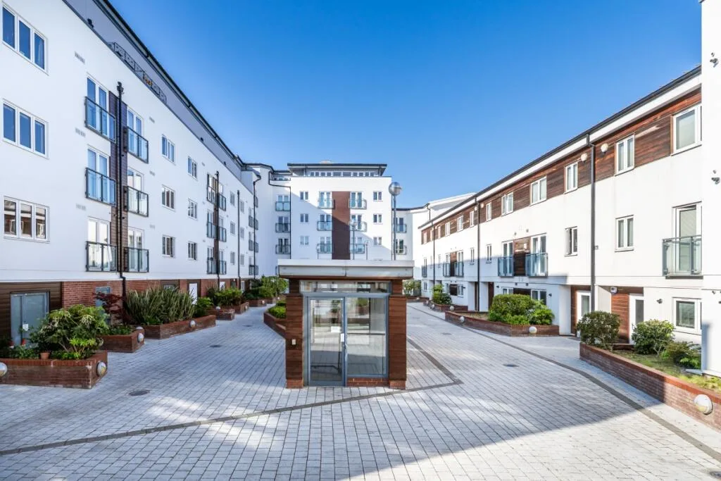 2 bedroom flat for rent