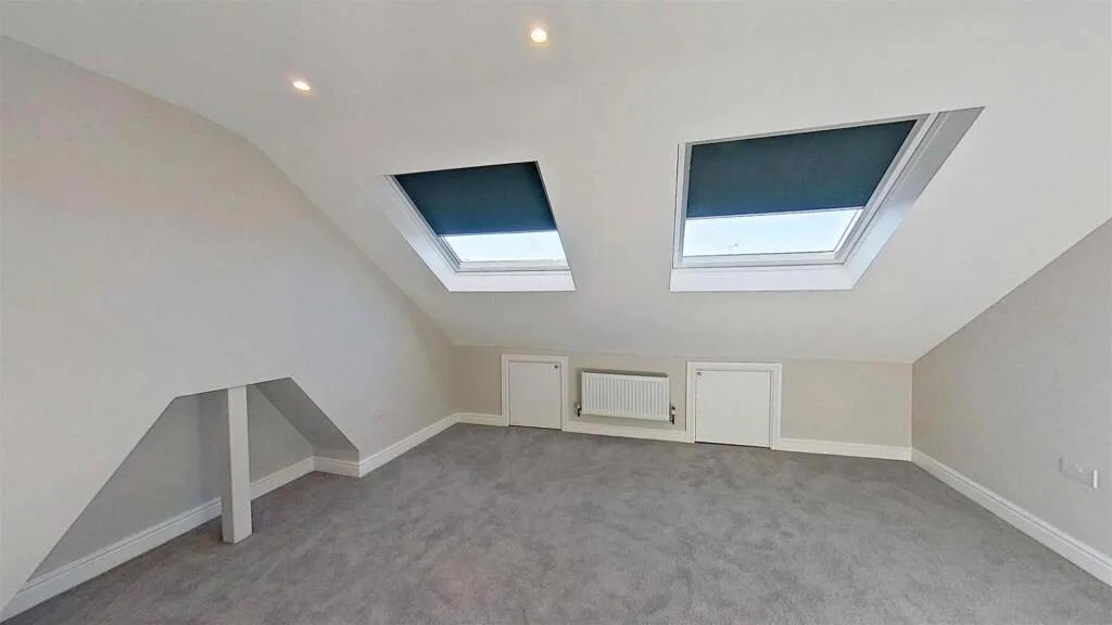 4 bedroom maisonette for rent