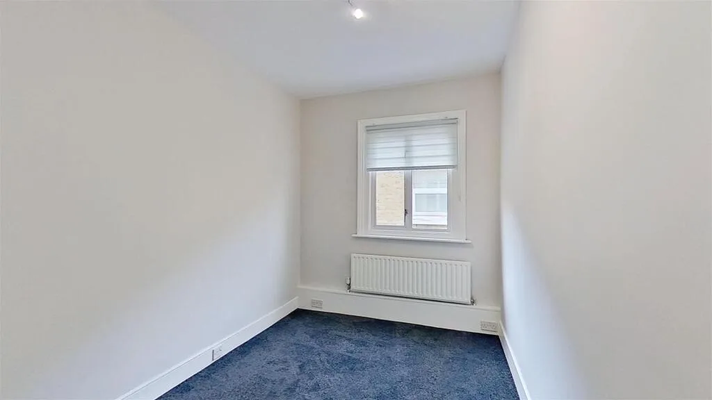 3 bedroom maisonette for rent