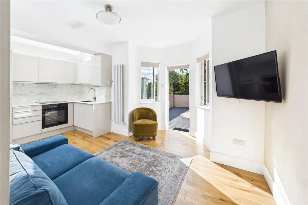 2 bedroom apartment for rent