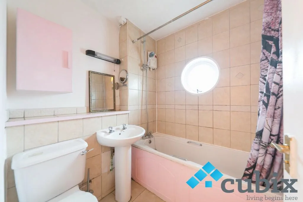 1 bedroom semi-detached house for rent