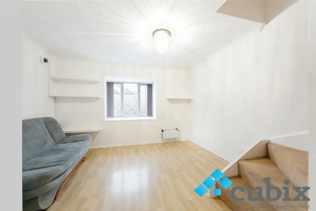 1 bedroom semi-detached house for rent