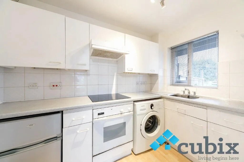1 bedroom semi-detached house for rent