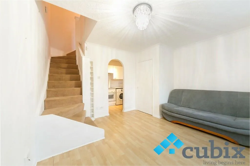 1 bedroom semi-detached house for rent