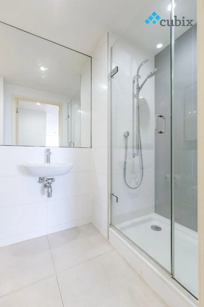 2 bedroom penthouse for rent