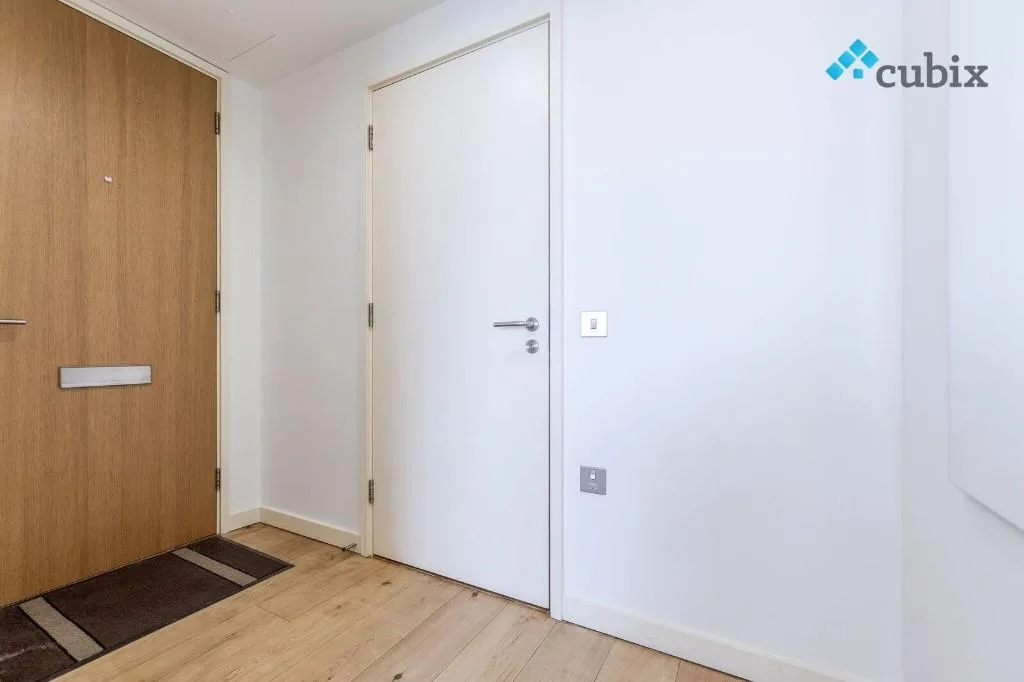 2 bedroom penthouse for rent