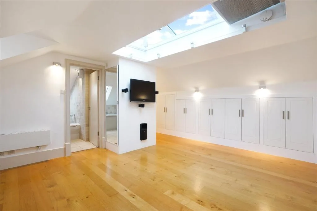 3 bedroom maisonette for rent