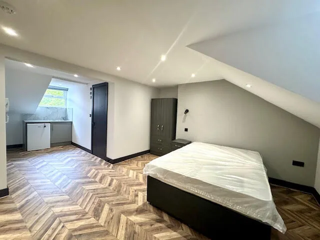 Studio flat for rent
