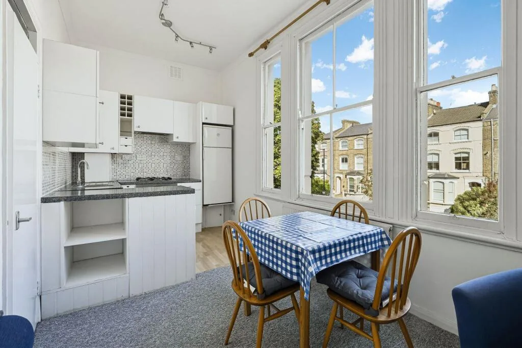 1 bedroom flat for rent