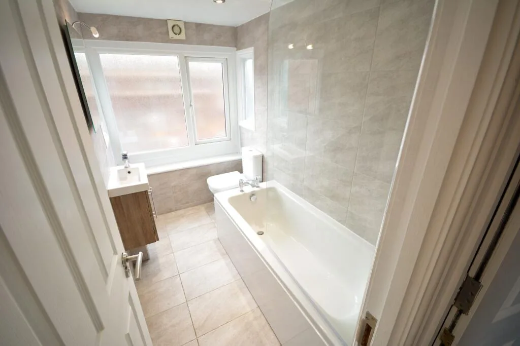 6 bedroom terraced house for rent