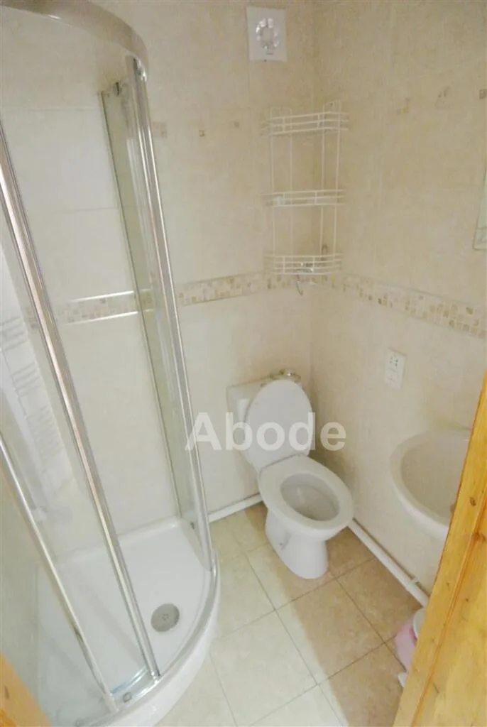 5 bedroom house for rent