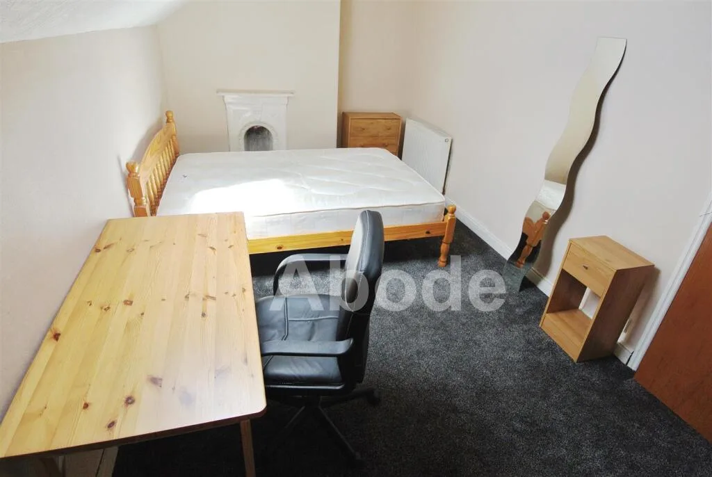 5 bedroom house for rent