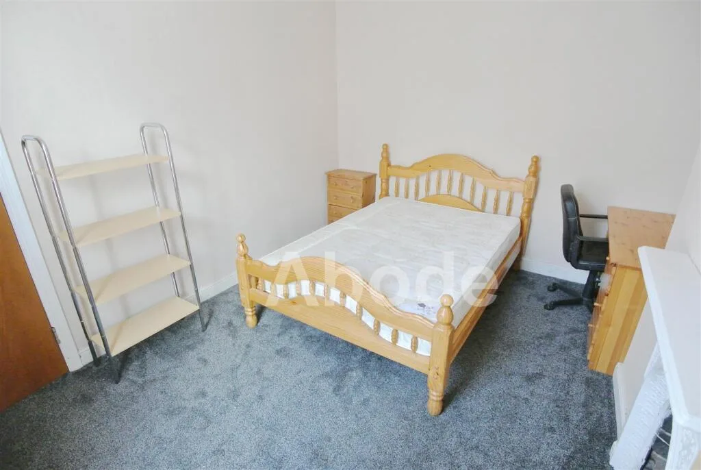 5 bedroom house for rent