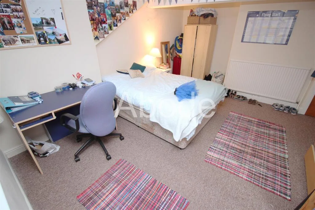 5 bedroom house for rent