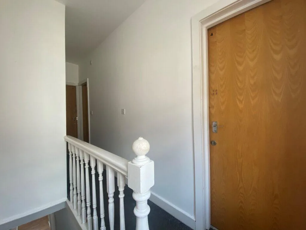6 bedroom terraced house for rent