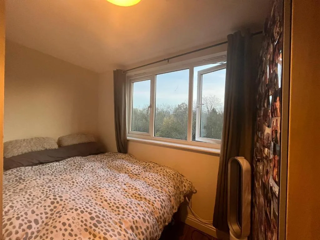5 bedroom terraced house for rent