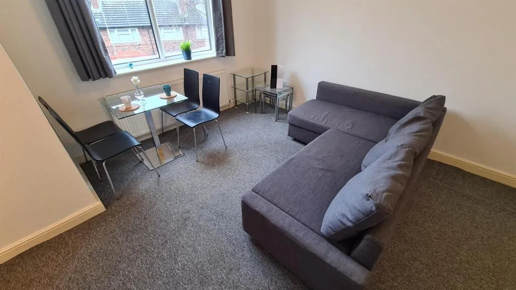 Studio flat for rent