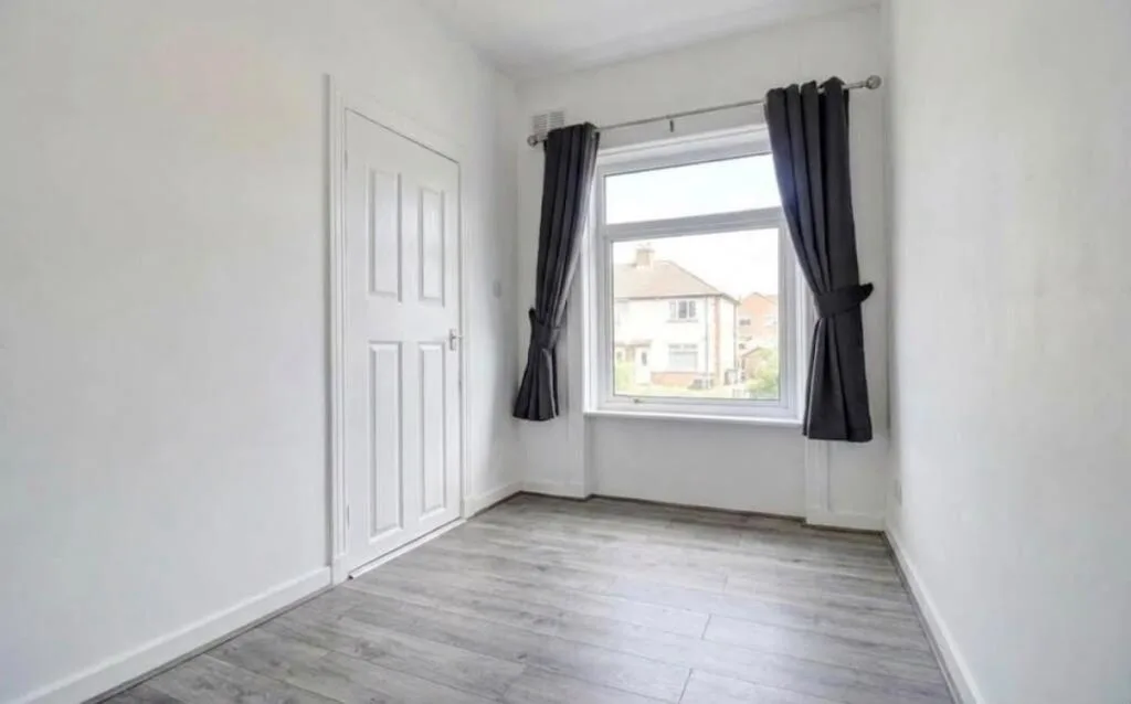 3 bedroom ground floor flat for rent