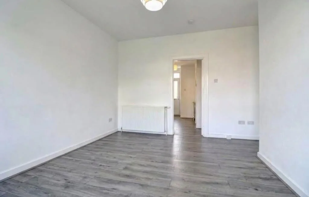 3 bedroom ground floor flat for rent
