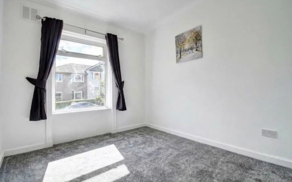 3 bedroom ground floor flat for rent