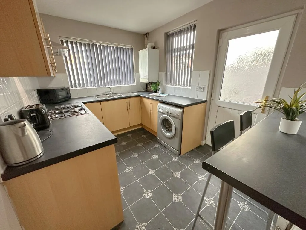 4 bedroom terraced house for rent