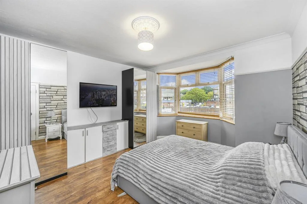 4 bedroom terraced house for rent