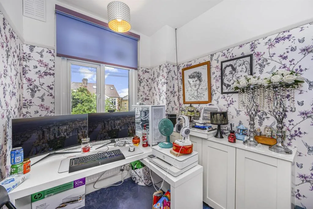 4 bedroom terraced house for rent