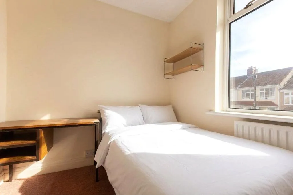 5 bedroom terraced house for rent