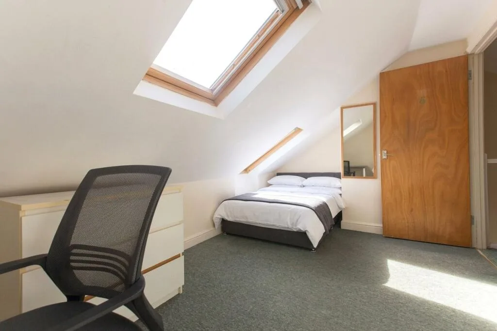 5 bedroom terraced house for rent