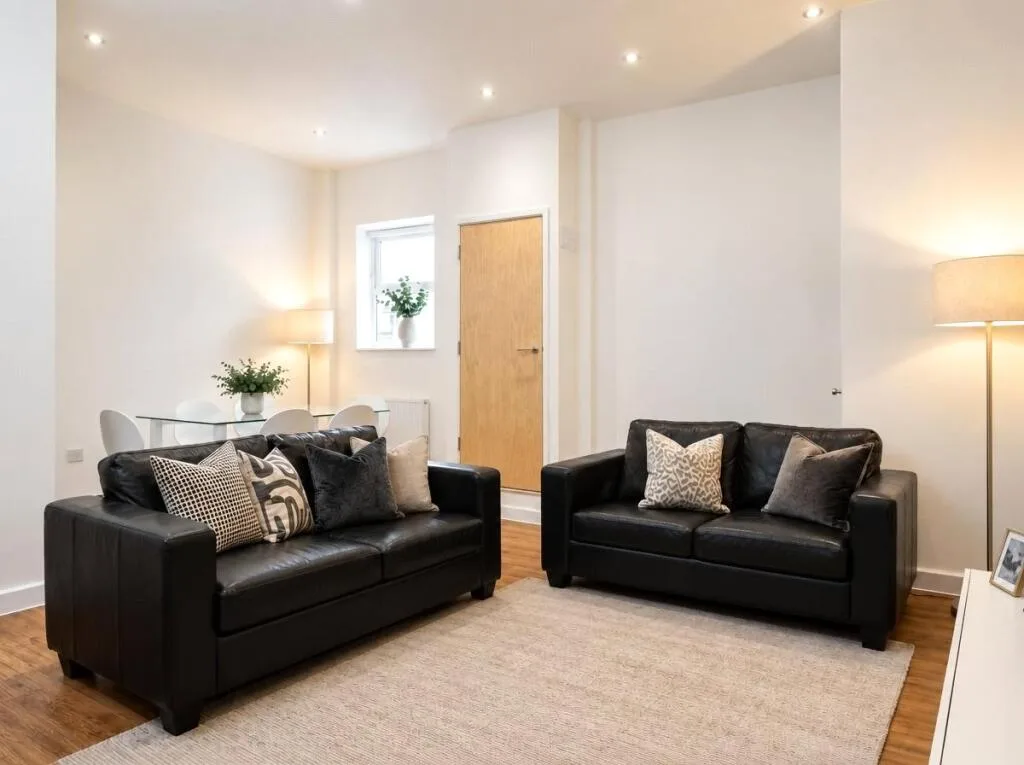 5 bedroom apartment for rent