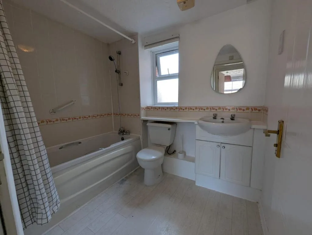 2 bedroom flat for rent