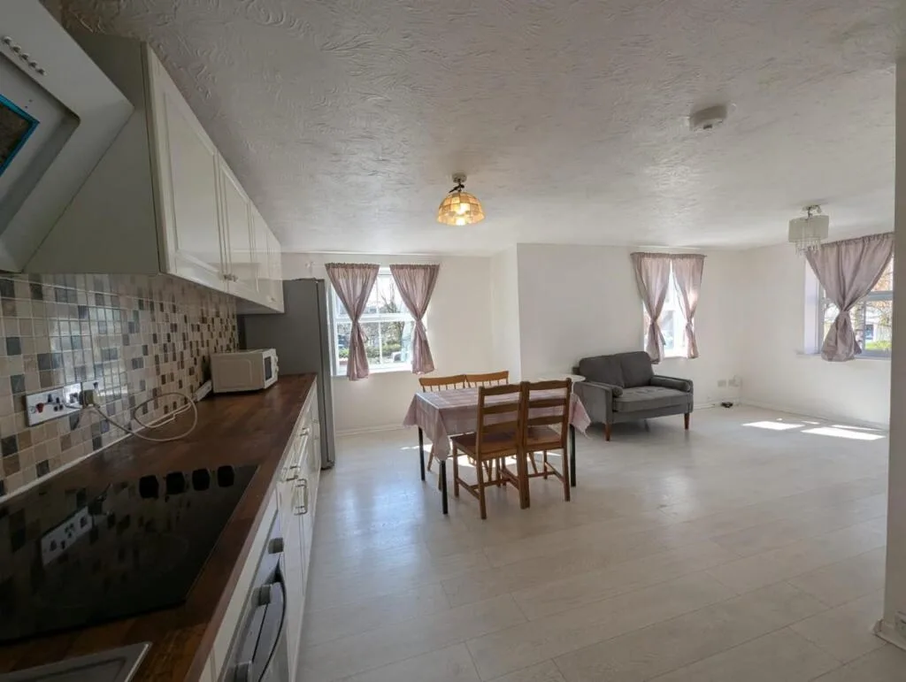 2 bedroom flat for rent