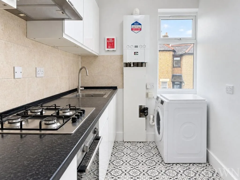 3 bedroom flat for rent