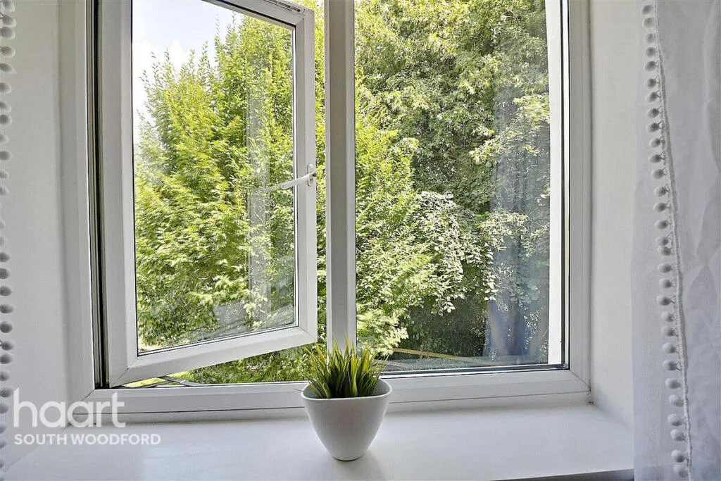 2 bedroom block of apartments for rent