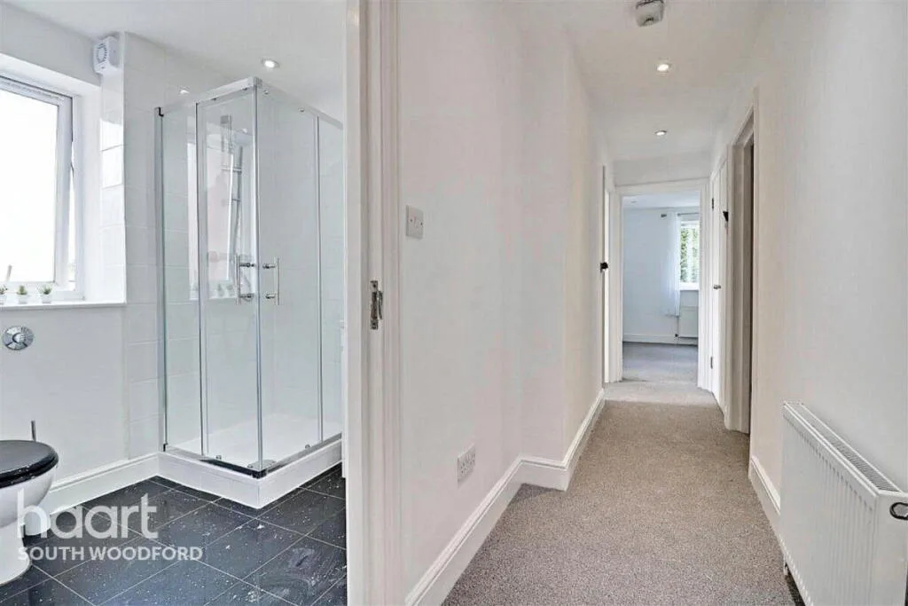 2 bedroom block of apartments for rent