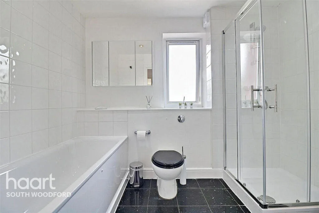 2 bedroom block of apartments for rent