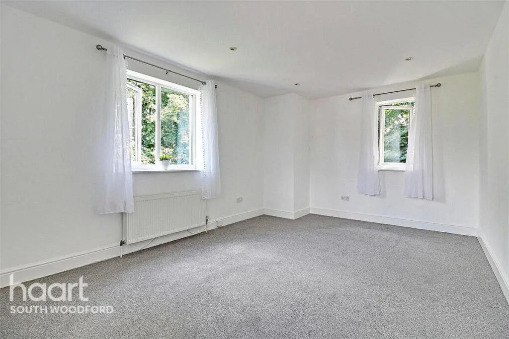 2 bedroom block of apartments for rent