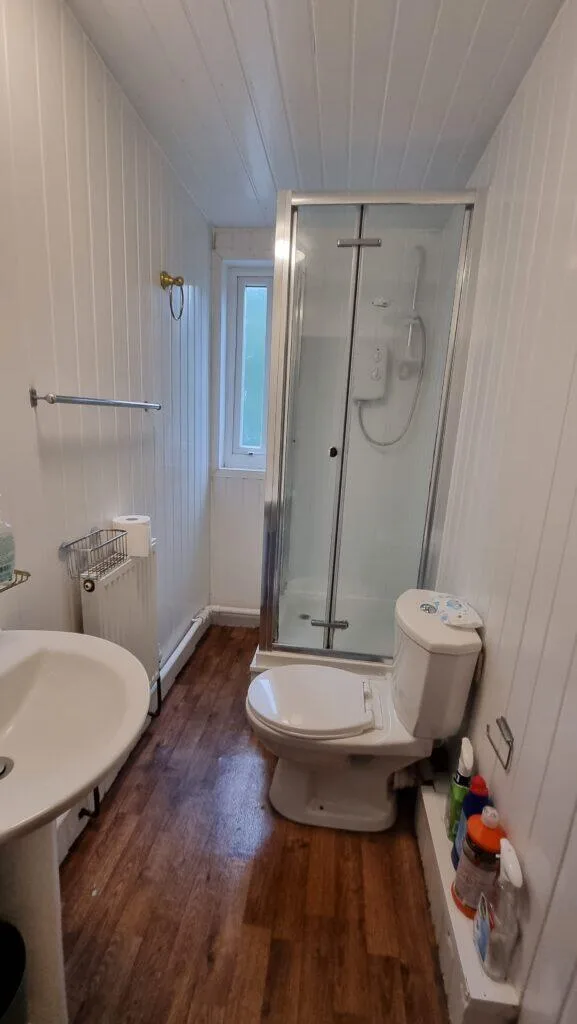 6 bedroom terraced house for rent
